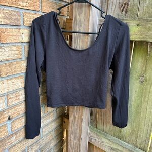 Chic Black Long Sleeve Crop Top